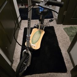 Razor electric scooter
