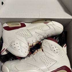 Size 10.5 M - Nike Air Jordan 6 Retro Maroon 2015 Preowned 384664-116 (WITH BOX)