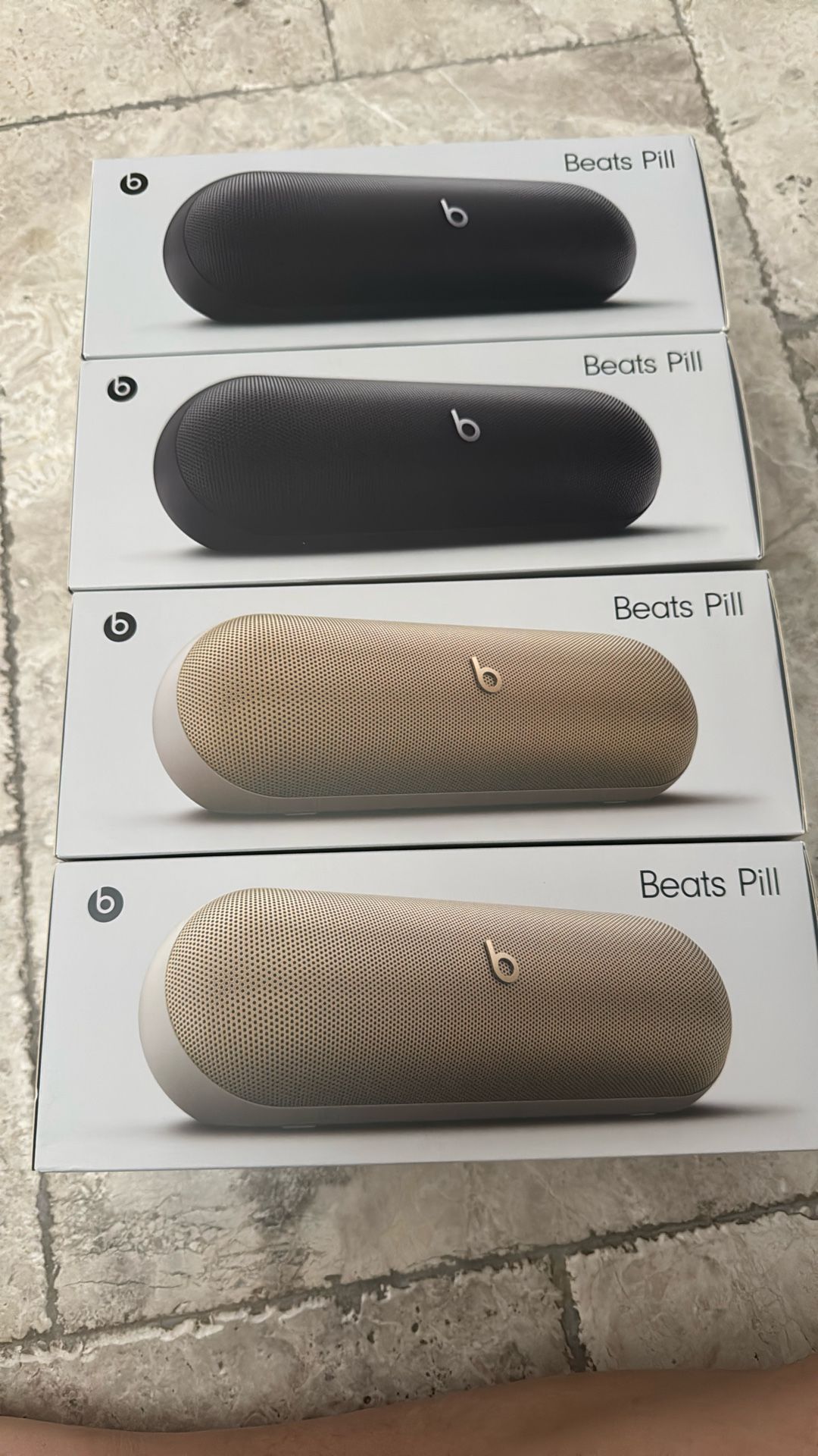 Beats Pill