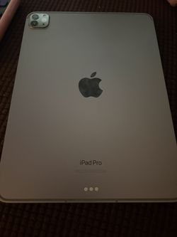iPad Pro (11 Inch) 4th Gen/ Apple Pencil 2nd Gen