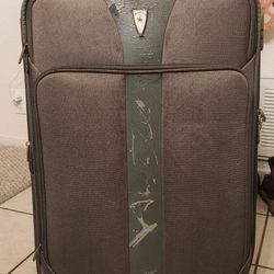 Travel Check In Baggage (Need Gone)