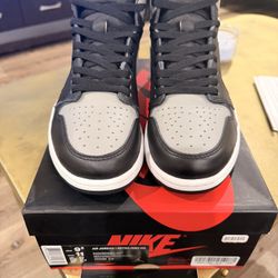 Air Jordan 1 Retro High OG Shadow 2018 Size 9.5