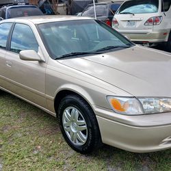 Toyota Camry 2000