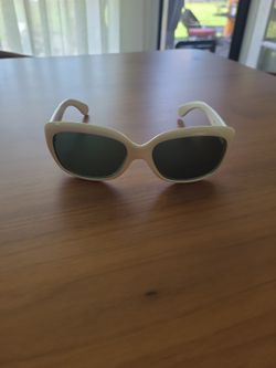 Ladies  RAY BAN  Sunglasses 