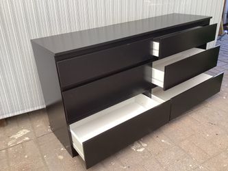 6 DRAWERS DRESSER