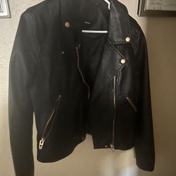 Jacket For sale Is New . Size Medium 