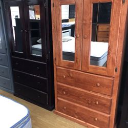 Pinewood Tall Wardrobe With Mirror 