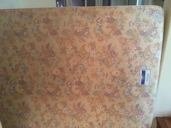 Used queen bed good condition