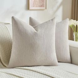 Pack of 2 Solid Chenille Throw Pillow Covers 20x20 Inch (Retail $23.99)
