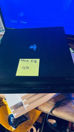 Ps4 pro mint condition 150 obo