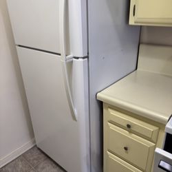 Kenmore fridge for sale