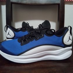 Like New Jordan Size 8.5 Men's $45