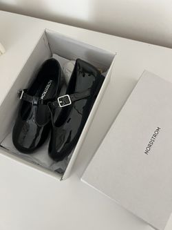 Baby girl Shoes Size 8 Brand New