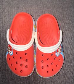 Super Mario crocs