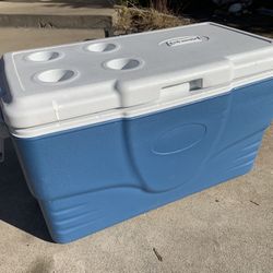 Ice Chest / Cooler, Coleman Classic Series, 70-Quart, Made in USA.