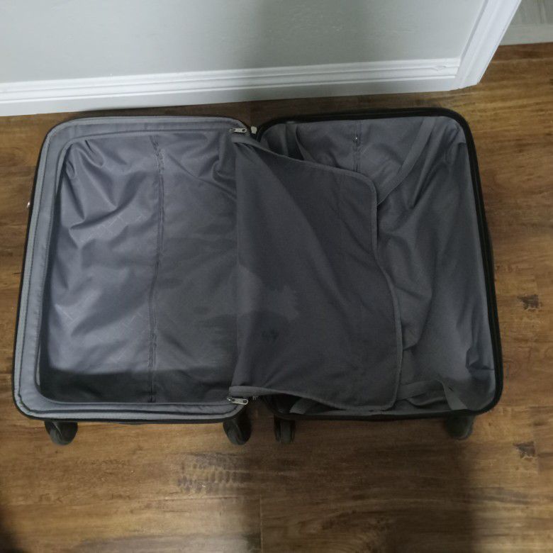 Samsonite luggage for Sale in San Diego, CA - OfferUp