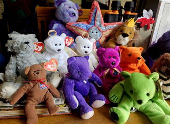 Beanie Babies - Collectors Items! Have Tags and Kept In Case 