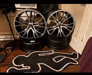 20 inch Staggerd Ford Shelby’s   Oem wheels