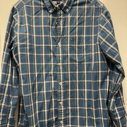 Tommy Hilfiger King Sleeve Shirt , Size Xs ,price :$19