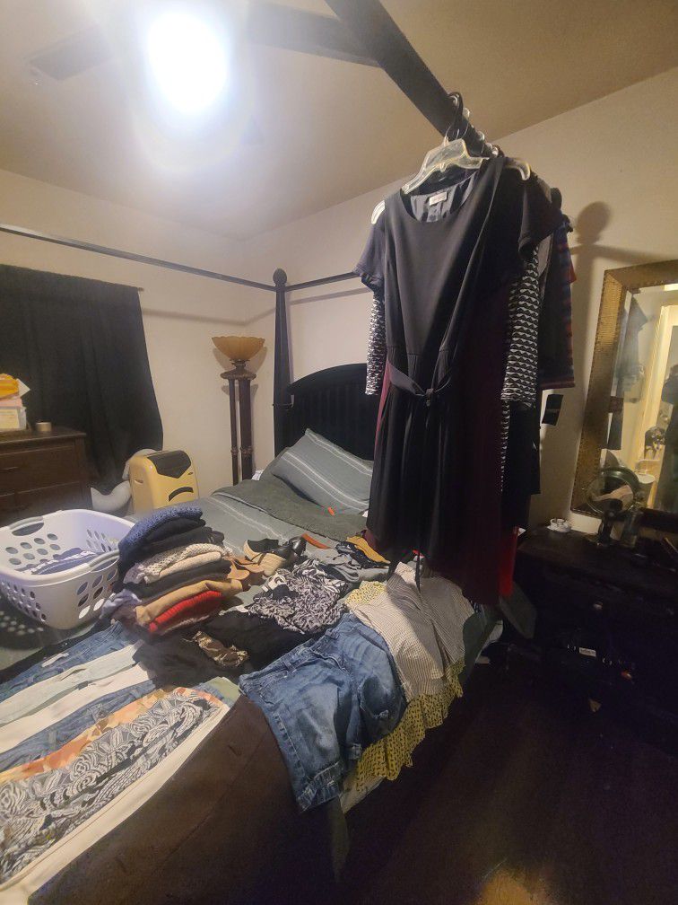 HUGE LOT OF CLOTHES!! Designer Items From Inc. (Macys), Michael Kohrs, Ralph Lauren, Calvin Klein, Etc. All In Great Condition!! Just Don't Fit Me!!