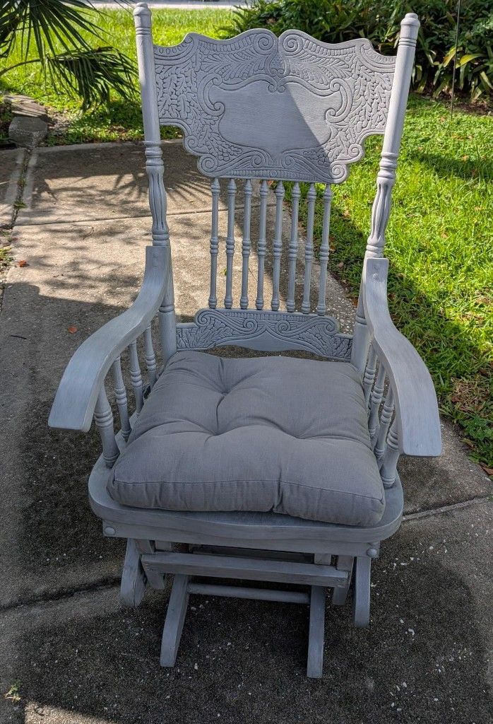 Solid Wood Rocking Chair