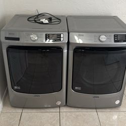 Washer and dryer Maytag