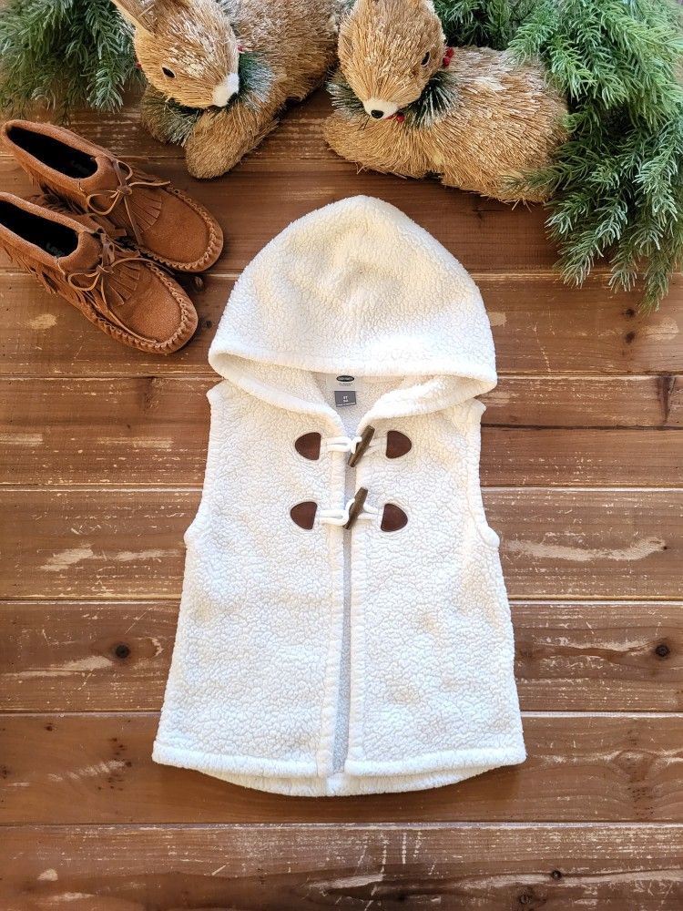 5T WHITE FLUFFY FLEECE HOODED VEST