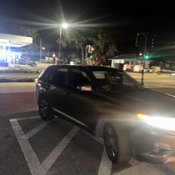 2018 Mitsubishi Outlander SE Only! $4800 OBO