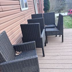 Patio Outdoor Furniture -wicker table and chairs