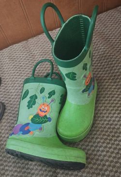 Cat & Jack Rain boots