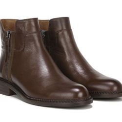 Like New Franco Sarto Women's Halford Booties Ankle Boot 