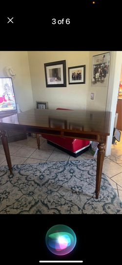 Kitchen Table & Chairs