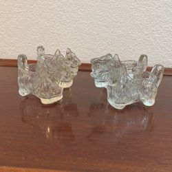 4 Vintage Glass Scottish Terriers