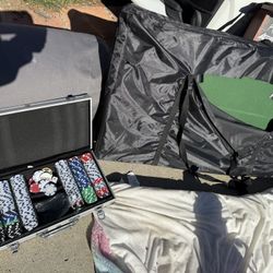 Poker Table W Chips