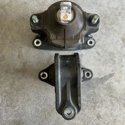 2011 Motor Mounts