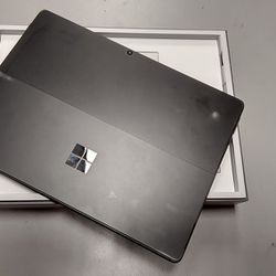 Microsoft Surface Pro 8 w/ Keyboard Cover