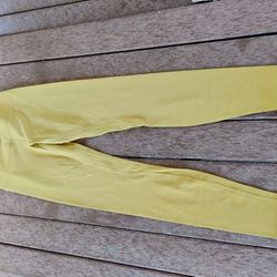 Lululemon Size 4 Yellow Leggings 