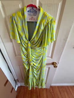5 A 7 Cind A Sept Cocktail Dress Size 4 Yellow Floral Short Sleeve Worn Once