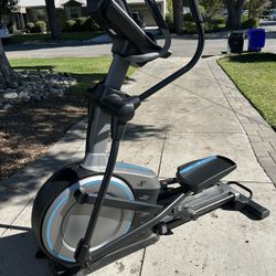 Nordic track E7.0z Intensity Stride 20"Stride Elliptical