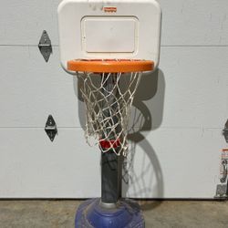 KIDS BASKETBALL HOOP