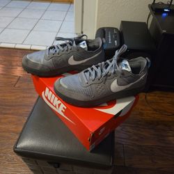 Nike City - size 10 Men's US