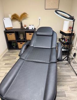 Black Esthetician Massage Treatment Table Chair