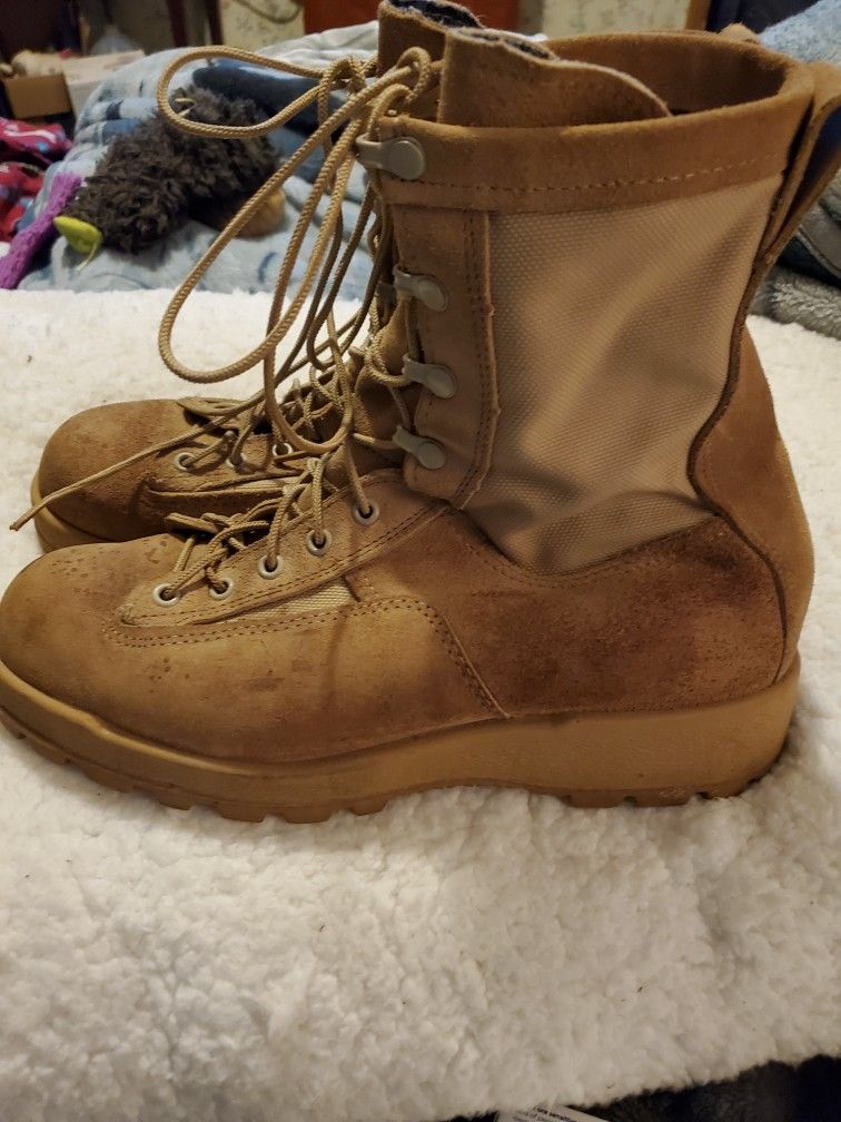 Combat Boots Size 10 R
