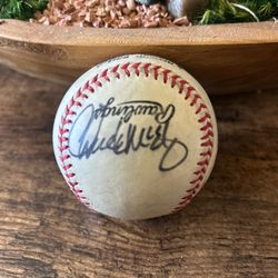 Former MLB Player Chuck McElroy signed Autographed Baseball Official Ball NL