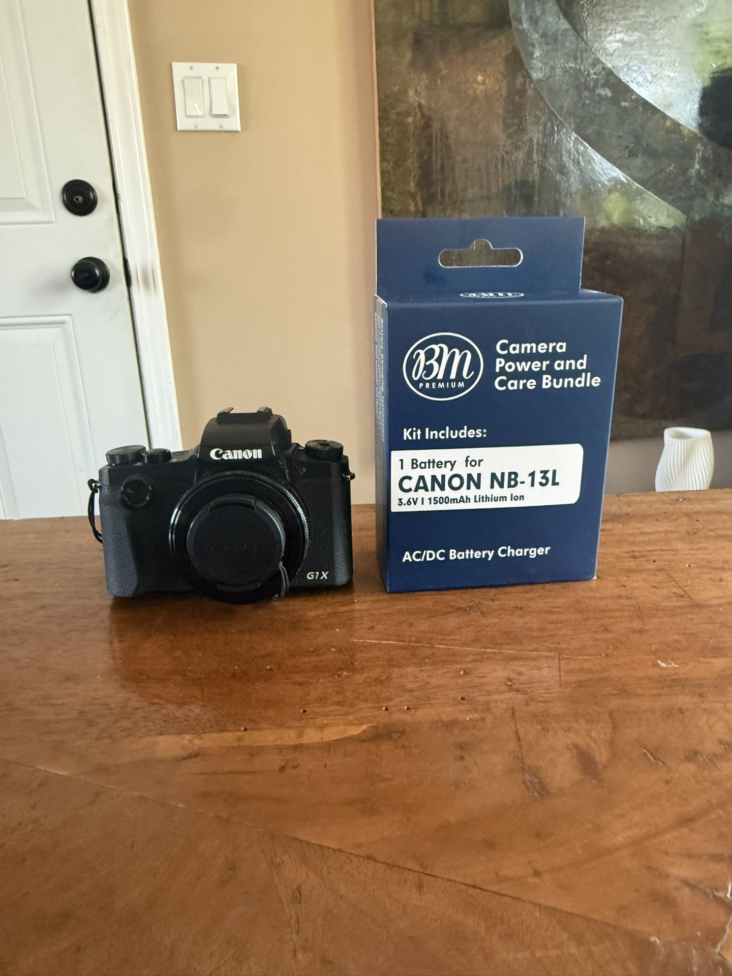 CANON G1X MARK III W/NEW BATTERY