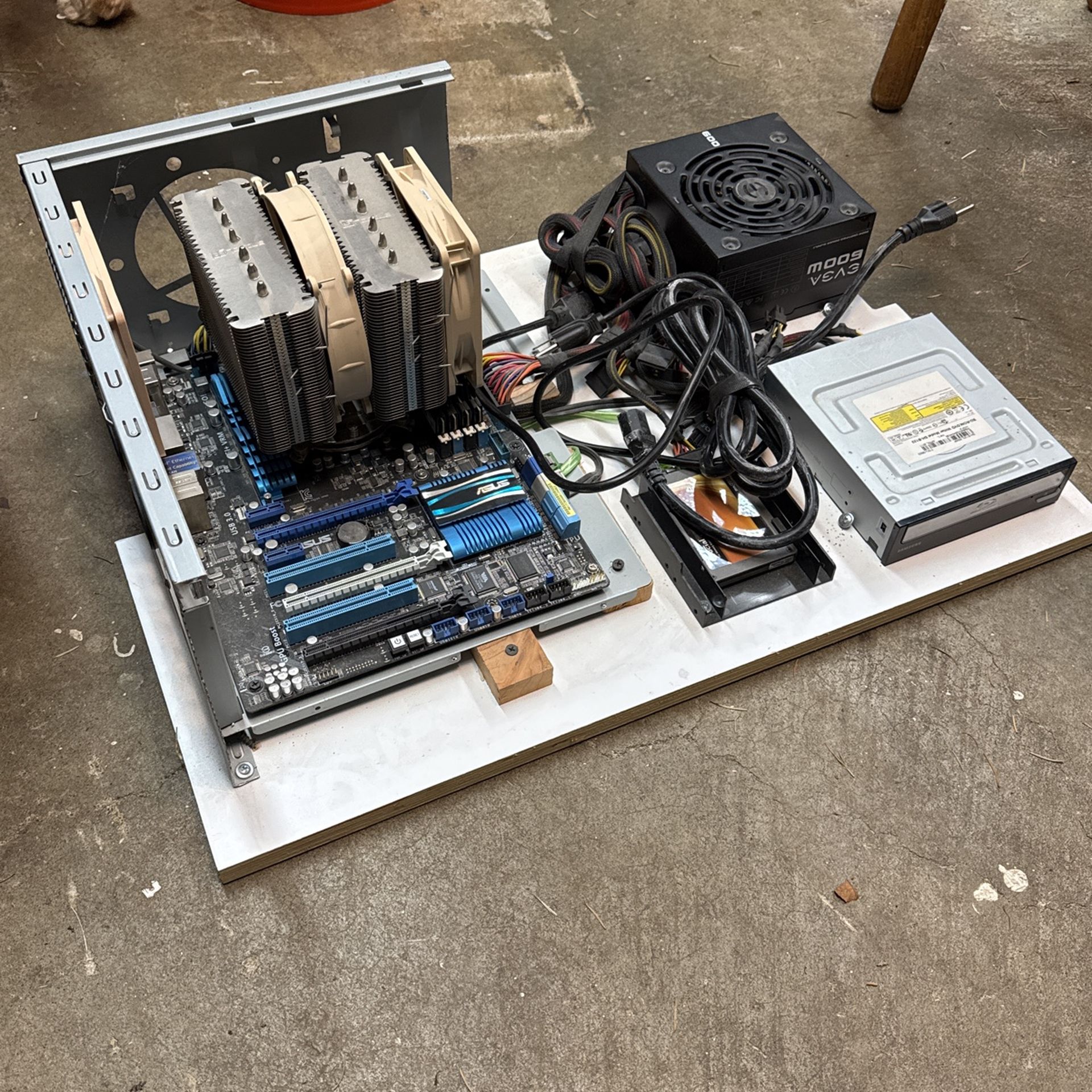 Noctua Heat sink, Asus Motherboard And More 