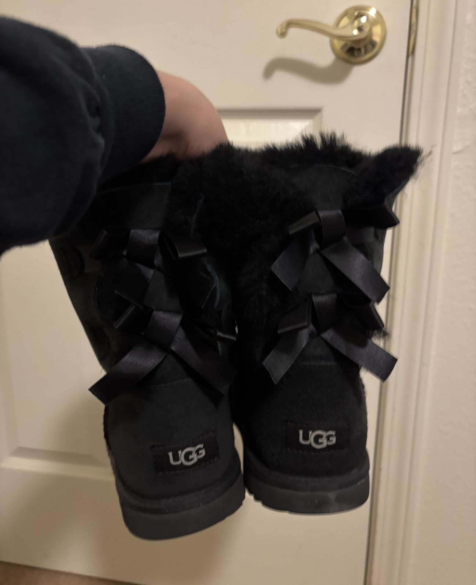 Black Ugg Bailey Bow II