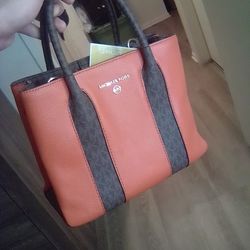 Michael Kors Purse An Guess Bag