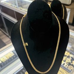 14k Cuban link chain