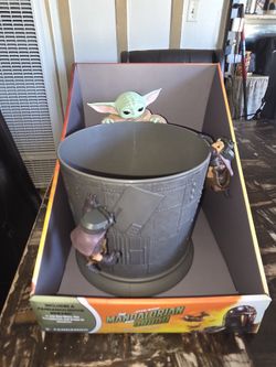 Star Wars Mandalorian & Grogu Popcorn Bucket